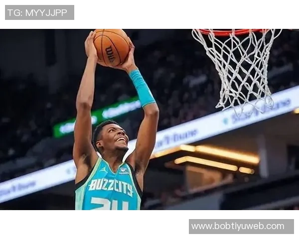 米勒半场表现抢眼高效内线贡献11分9篮板助球队争胜