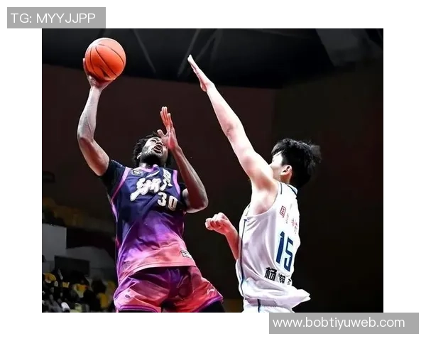 杨瀚森本赛季每36分钟助攻71次掩护数据高居NBA第三位